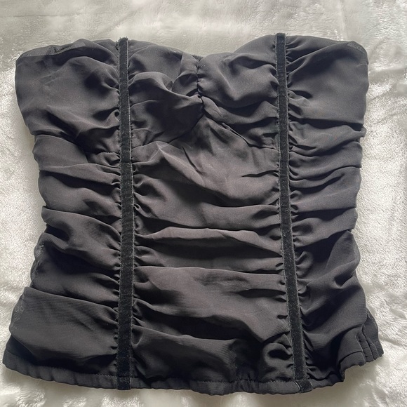 🔥NWOT Women strapless tube top. Size Small. Black 🔥 - Picture 1 of 7